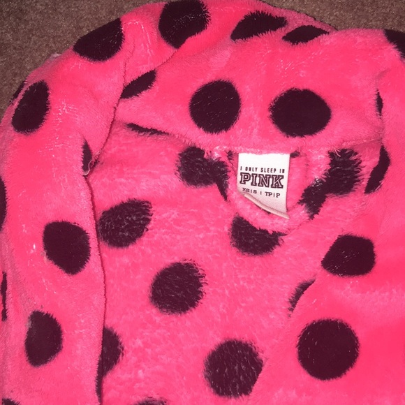 PINK robe - Picture 3 of 3